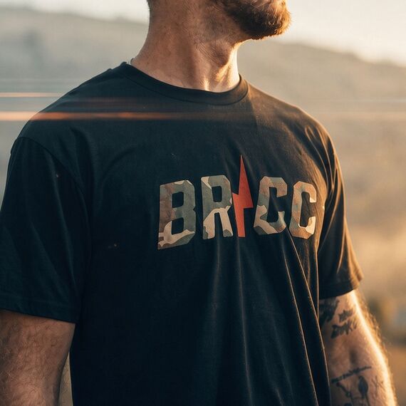 Футболка M81 Bolt Logo (M81 Bolt Logo T-Shirt) | Black Rifle Coffee
