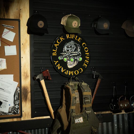 Жестяная вывеска Tin Tacker (BRCC Tin Tacker) | Black Rifle Coffee