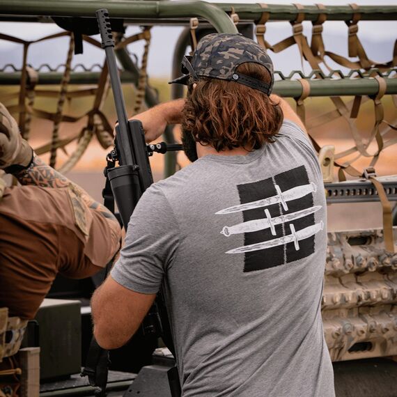 Футболка Death Knives (Death Knives T-Shirt) | Black Rifle Coffee
